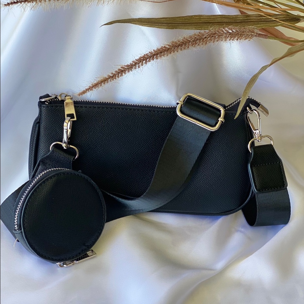 Crossbody bag